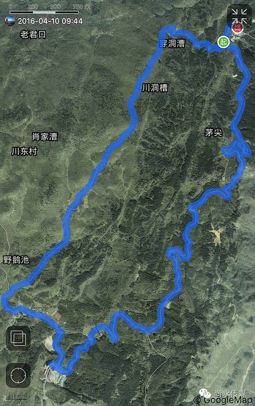 比赛线路:摩围山景区酒店广场→花海→石林→高山草场等重点景点.